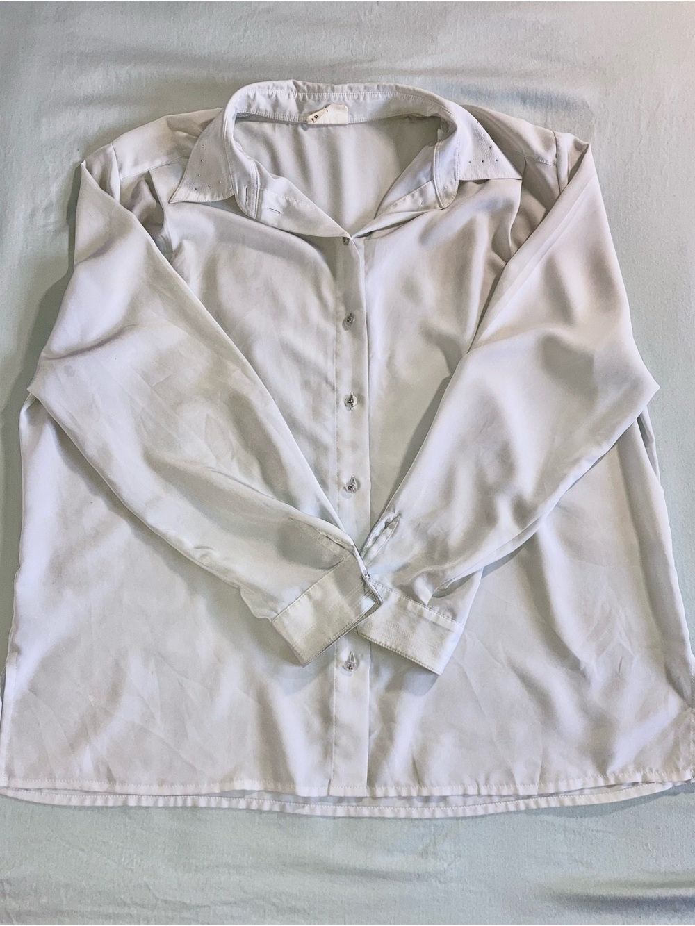 Classic White Button-Up Long Sleeve Shirt